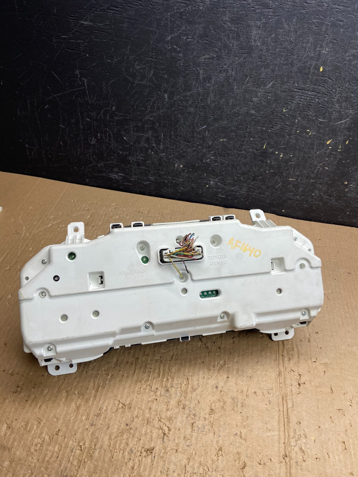 2007 Toyota Sienna Speedometer Cluster Gauge AF1640 DG4