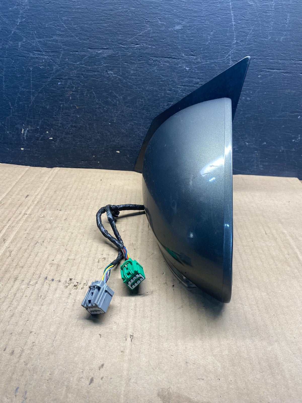 2008-2012 Buick Enclave Left Driver Heat Door Turn Sgn Mirror Heated AE22489