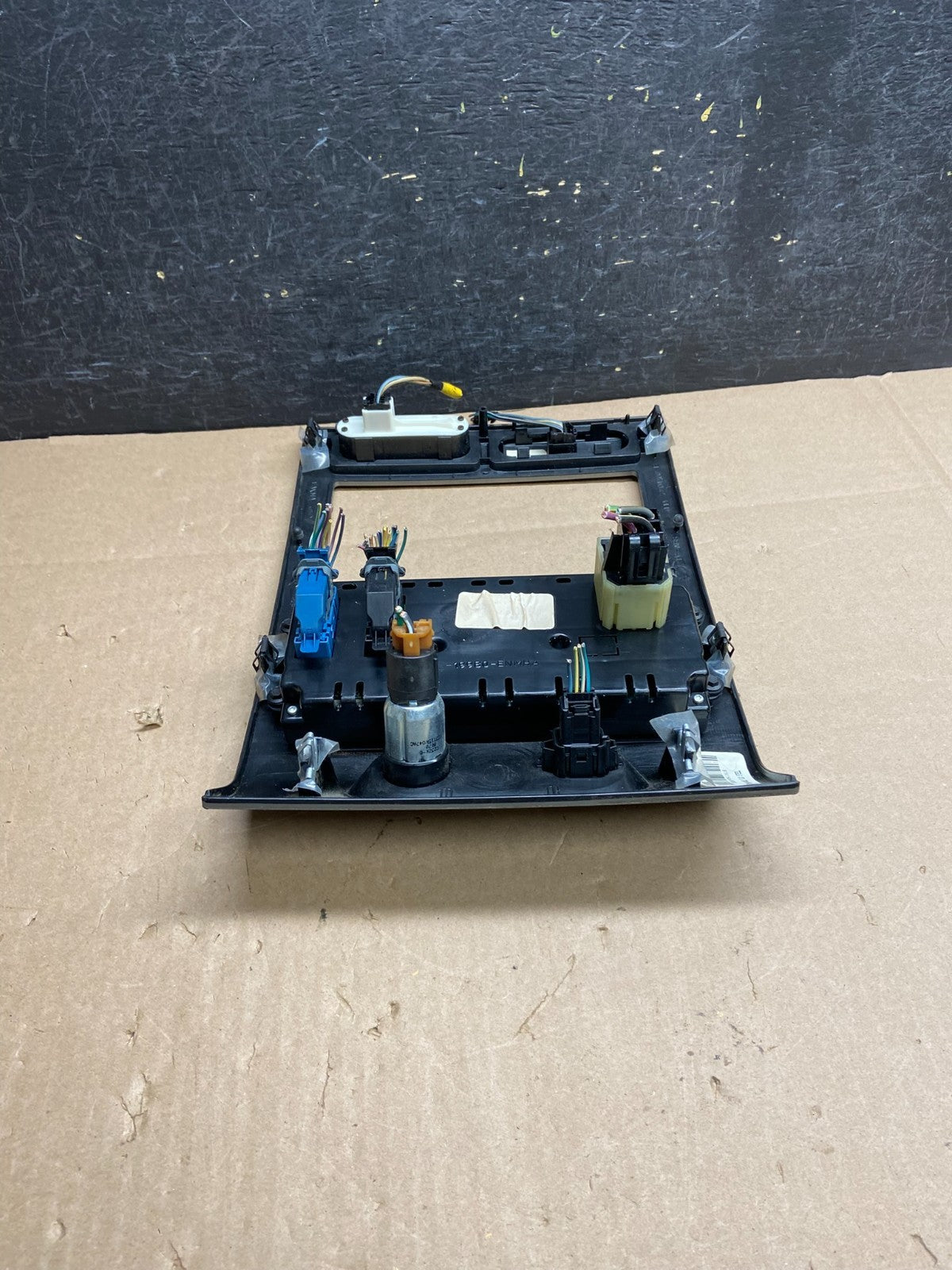 2007 - 2014 Ford Expedition Temperature Climate Control w/ Radio Bezel AI6337 DG3