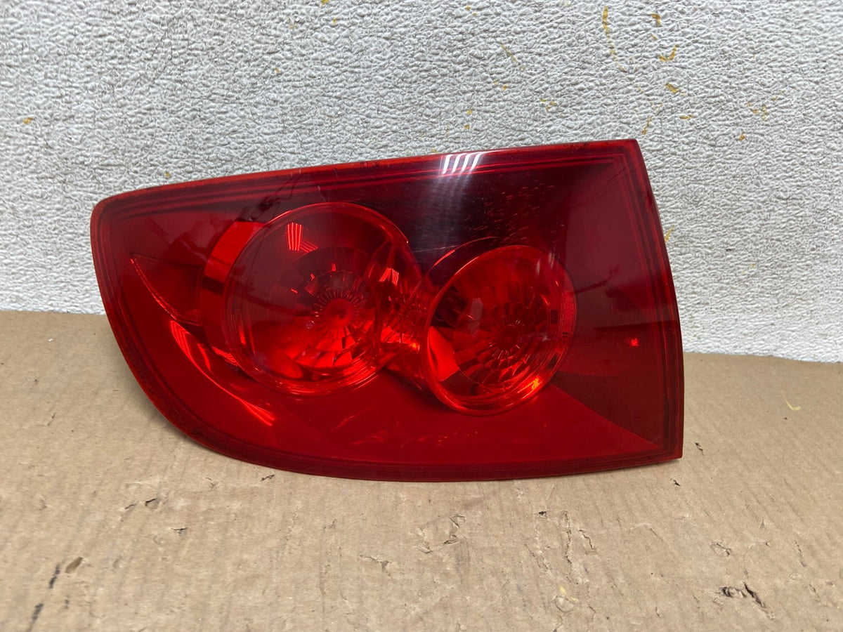 2004 2005 2006 Mazda 3 Sedan Left Driver LH Side Tail Light AH5933 LK0