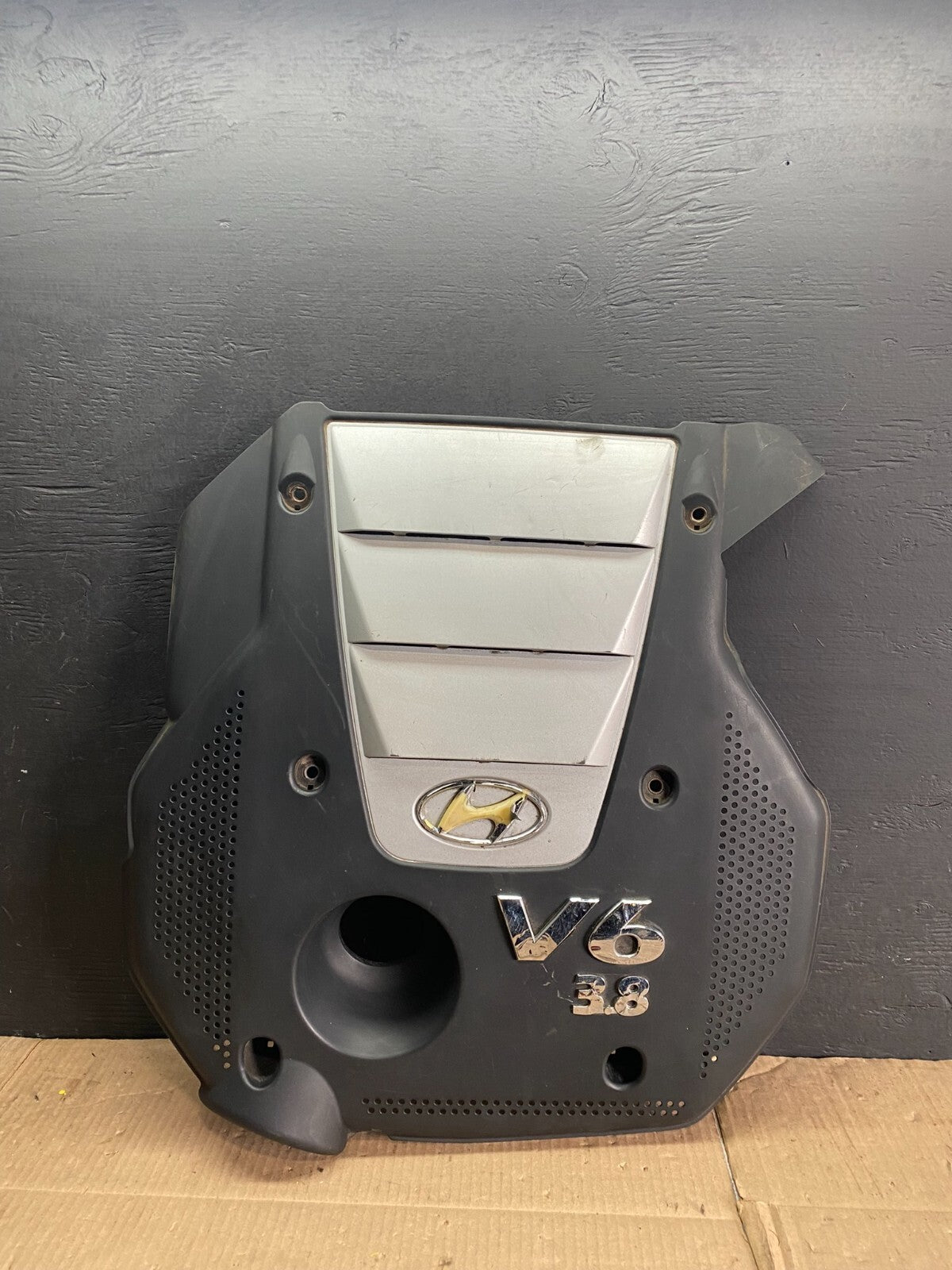 2006 to 2008 Hyundai Sonata V6 Engine Motor Shield Cover OEM D2493 DG10