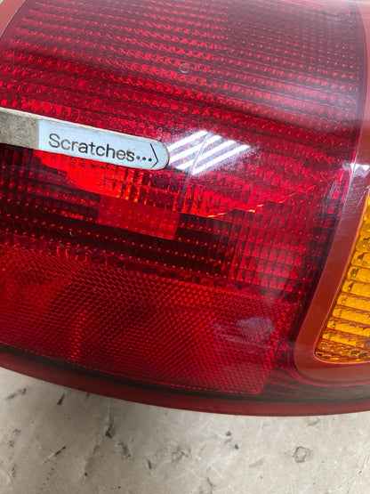 1998 to 2001 Ford Explorer Right Passenger Side Tail light AE9369 LK3