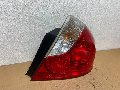 2006 2007 Infiniti M35 M35X M45 Right Passenger Side Tail Light AD1141 LK2