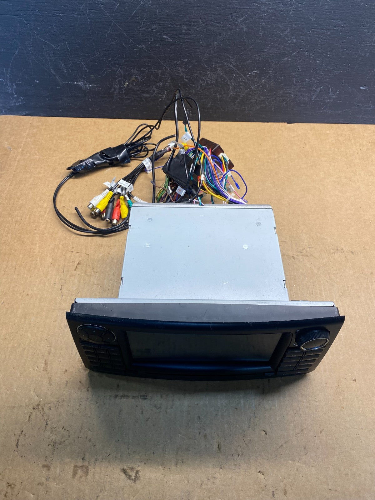 2008 to 2010 Mercedes ML350 GL450 Radio Navigation Display Aftermarket AC69574