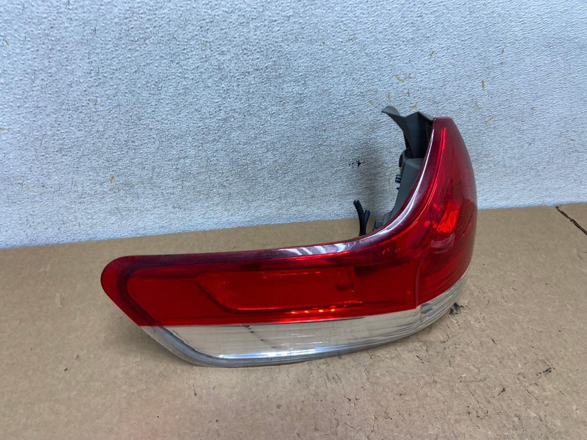 2011-2020 Toyota Sienna Left Driver LH Side Tail Light AI3699 LK2