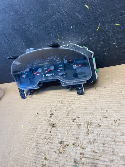 2006 Ford E350 Gauge Speedometer Cluster s9003 DG1