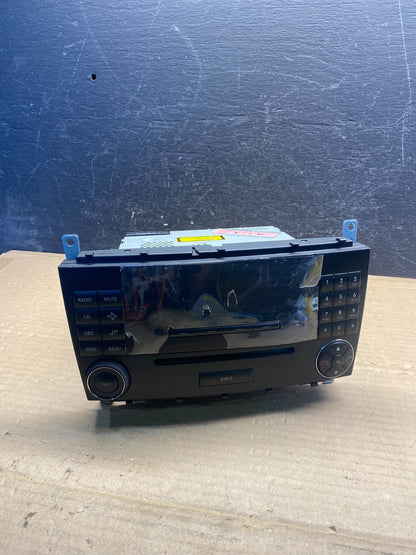 2005 2006 2007 Mercedes W203 C230 C240 Head Radio CD Player Stereo AF3970 DW0