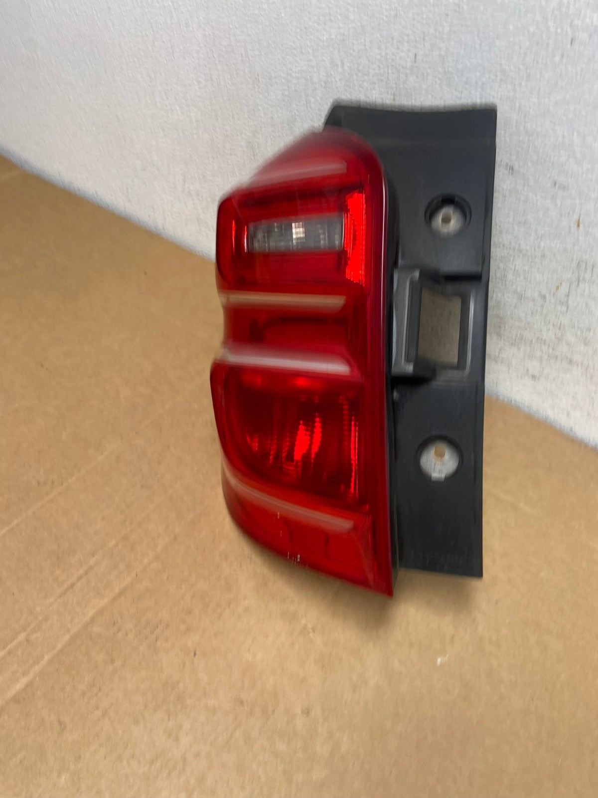 2016 to 2017 Chevrolet Equinox Left Driver Lh Side Tail Light AD5336 LK1