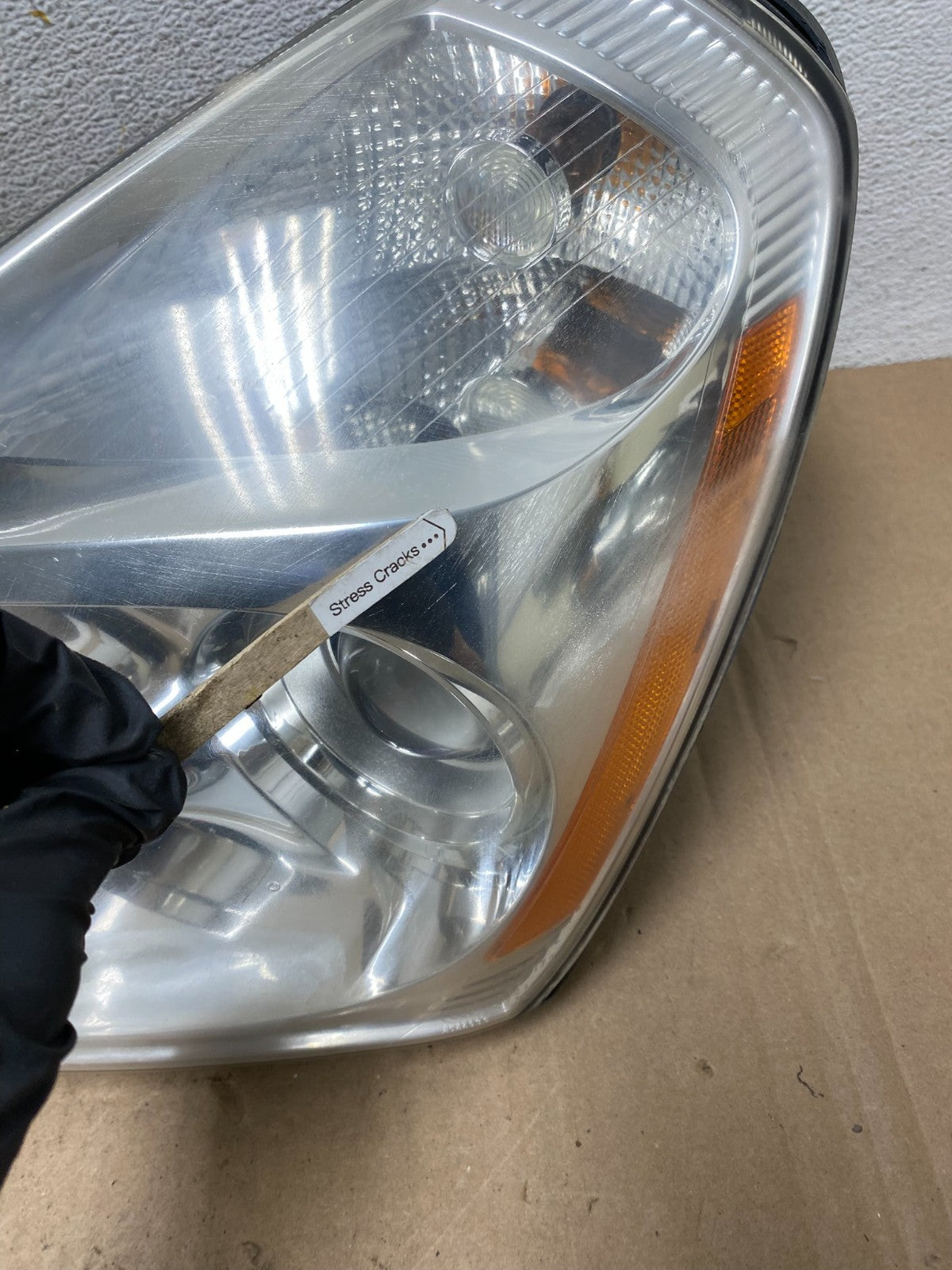 2008-2012 Kia Sedona Left Driver Lh Side Headlight Halogen AG4705 DW4