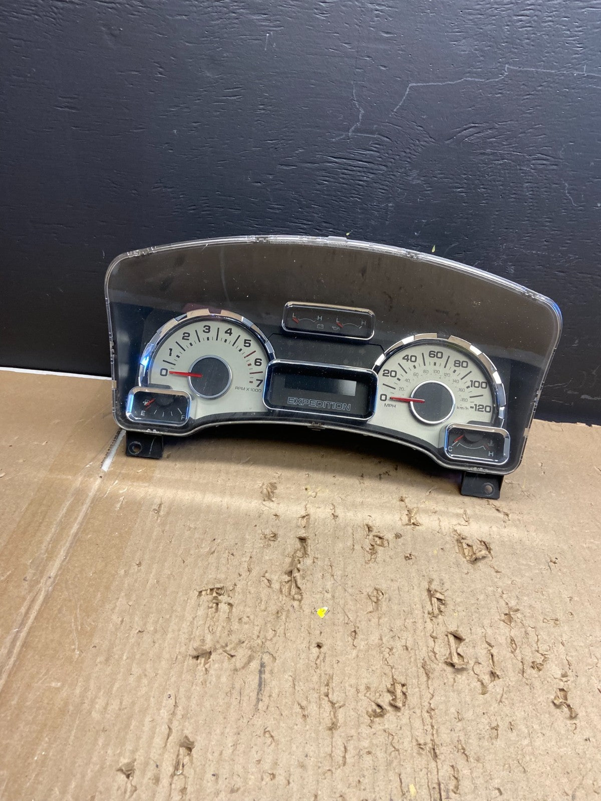 2007 2008 Ford  Expedition Speedometer Cluster Gauge 7l1t-10849-rb AB5789 DG0