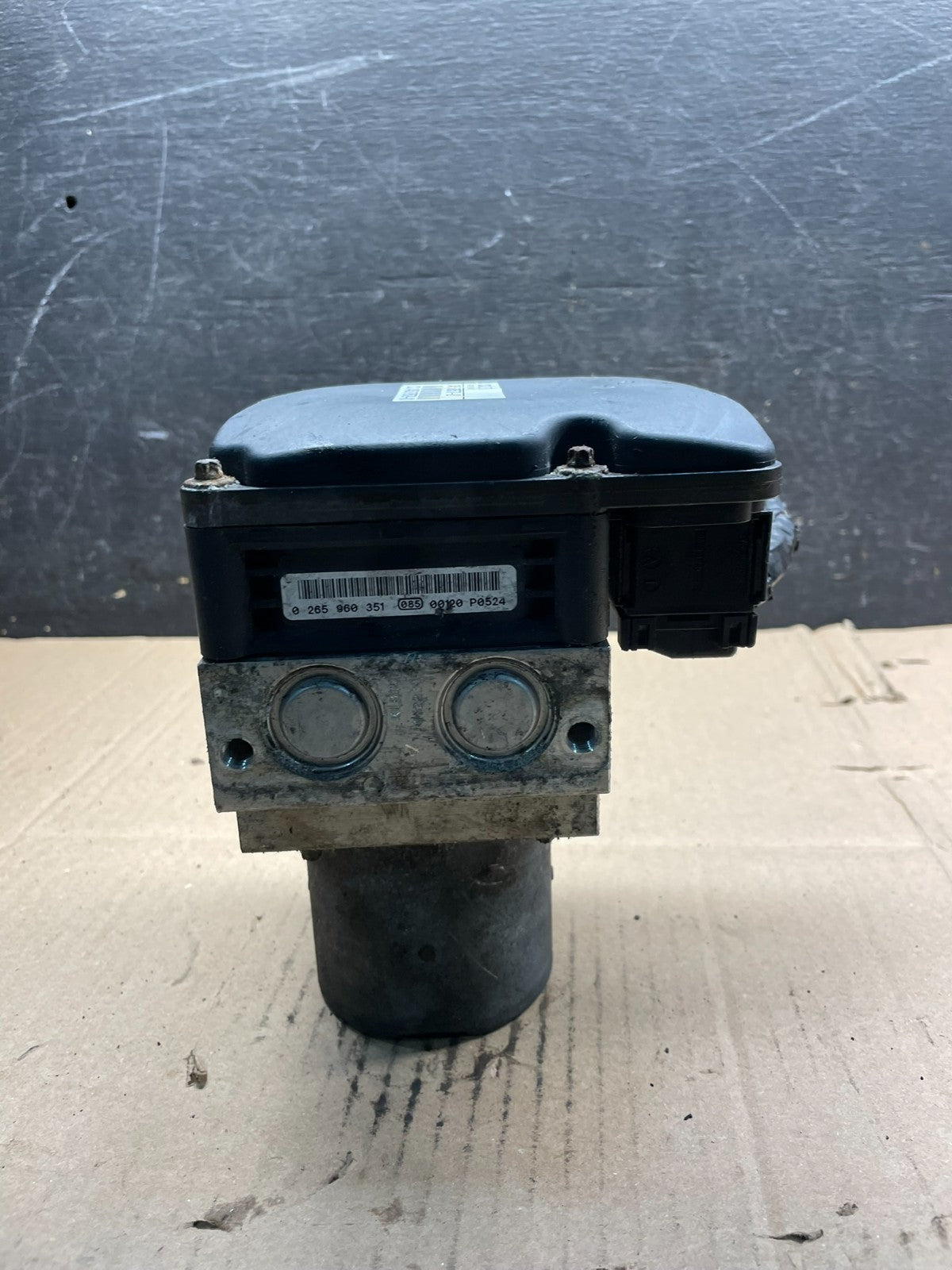 2007 to 2010 BMW X5 E70 ABS Anti-Lock Brake Pump 3451 6795778 V1980 DG1