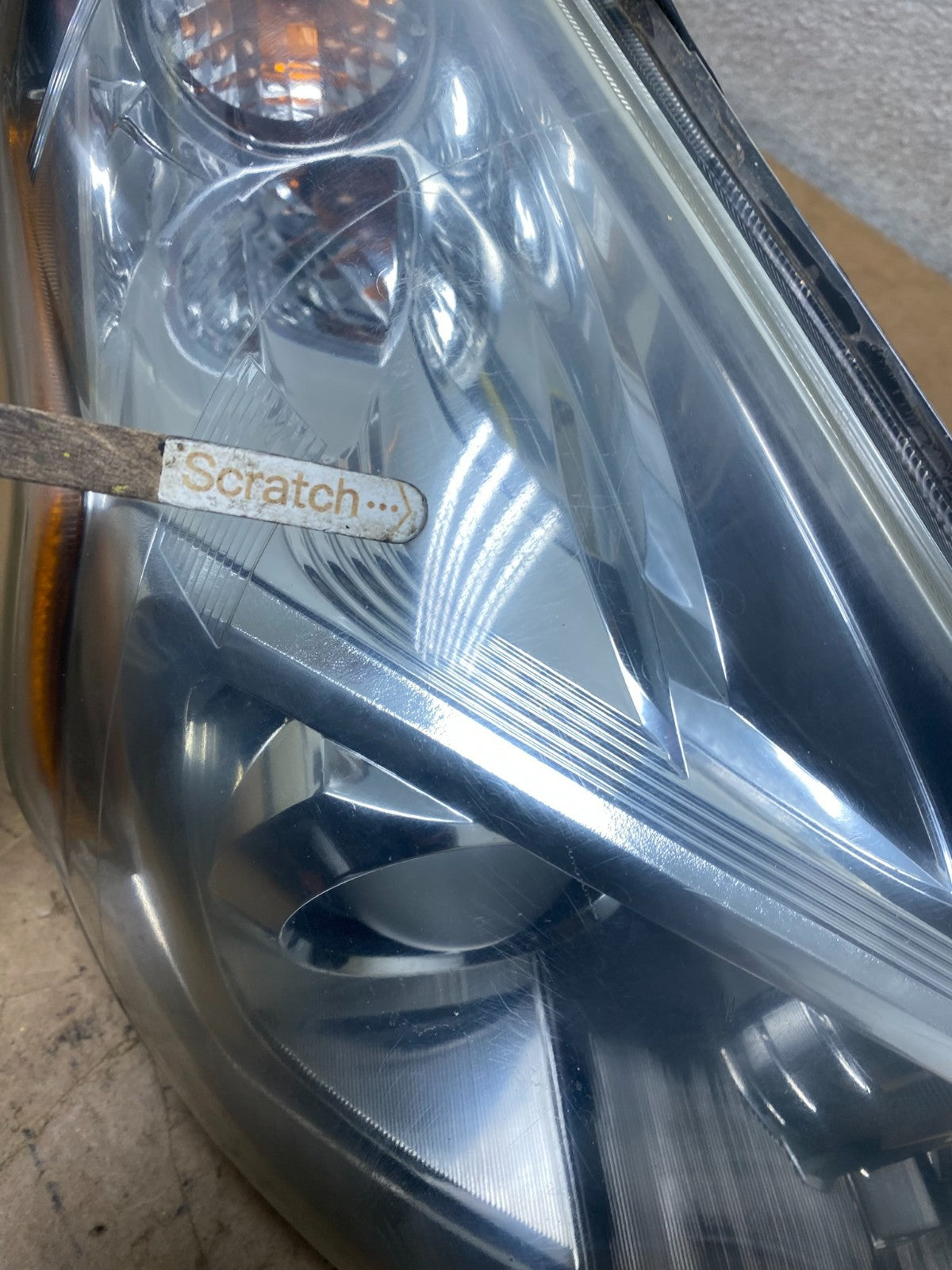2013 - 2014 Subaru Legacy Outback Right Passenger Headlight X7040 DW3
