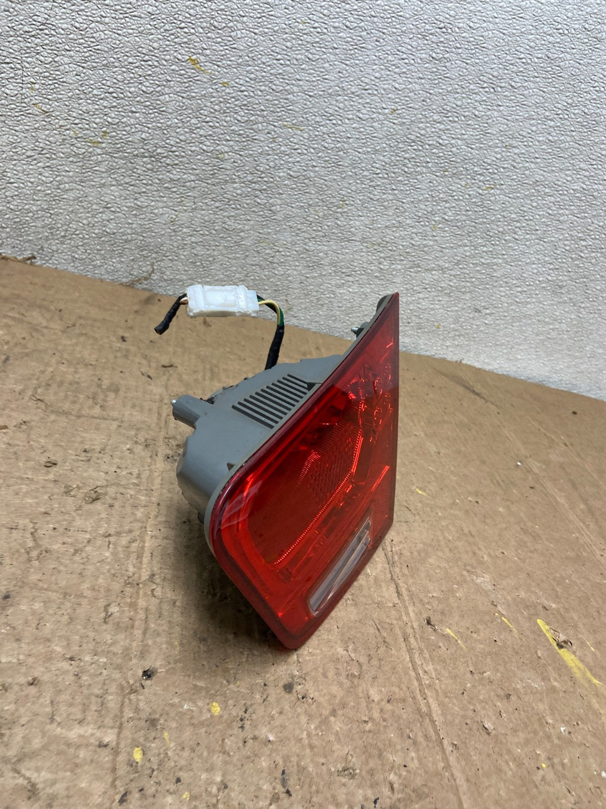 2010 to 2013 Kia Forte Right RH Side Tail Light Inner Oem AA35191