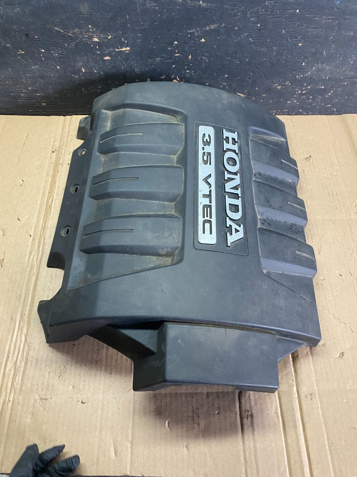 2006 to 2008 Honda Pilot Black Engine Cover OEM 3.5L OEM s5996 DG3