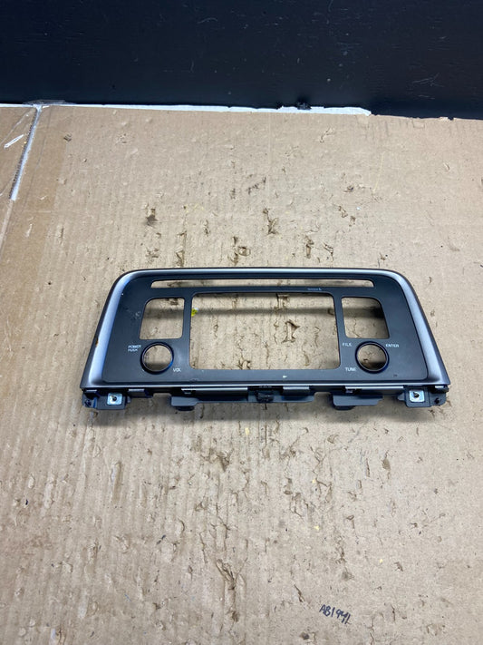 2016 to 2018 Kia Optima Front  Dash Radio Bezel Trim Air Vent OEM AB5716 DG0