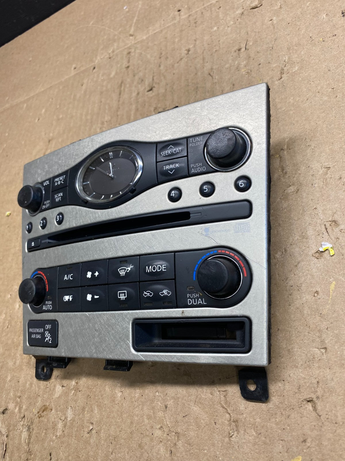 2007 to 2008 Infiniti G35 G37 Radio Player Climate Control Panel Bezel AC6653 DG3