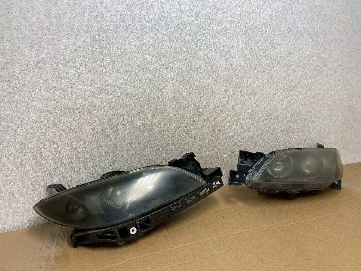XENON 2004 to 2009 Mazda 3 Sedan Left+Right Set Side Black Headlights AH3104 DG1