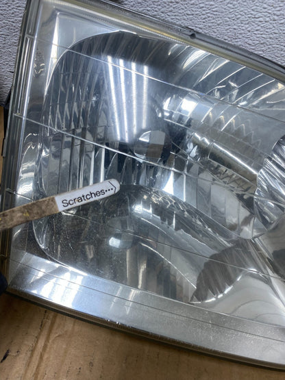 2001-2004 Toyota Sequoia Left+Right Side Halogen Headlights AC7717 DW4