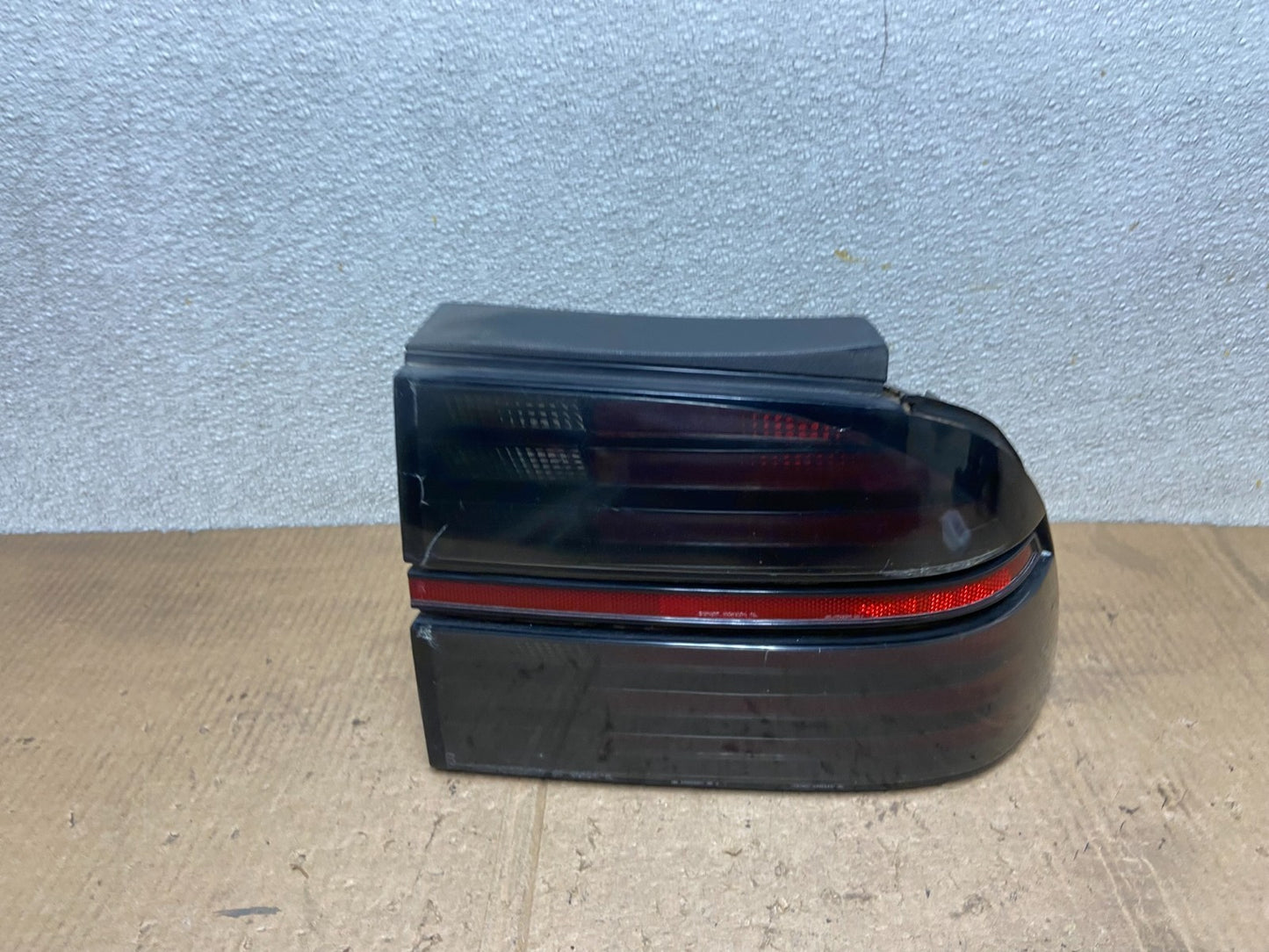 1989 to 1996 Chevrolet Beretta Right Passenger Side Tail Light AA6729 DW0