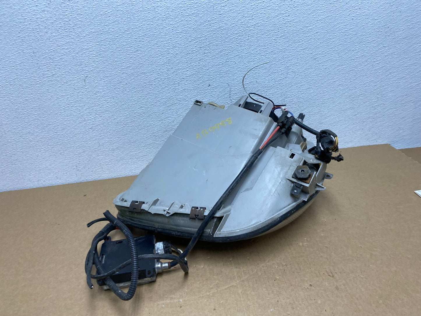 1997-2004 Mercedes R170 SLK230 SLK320 Right Passenger Headlight Halogen AB9988DG7
