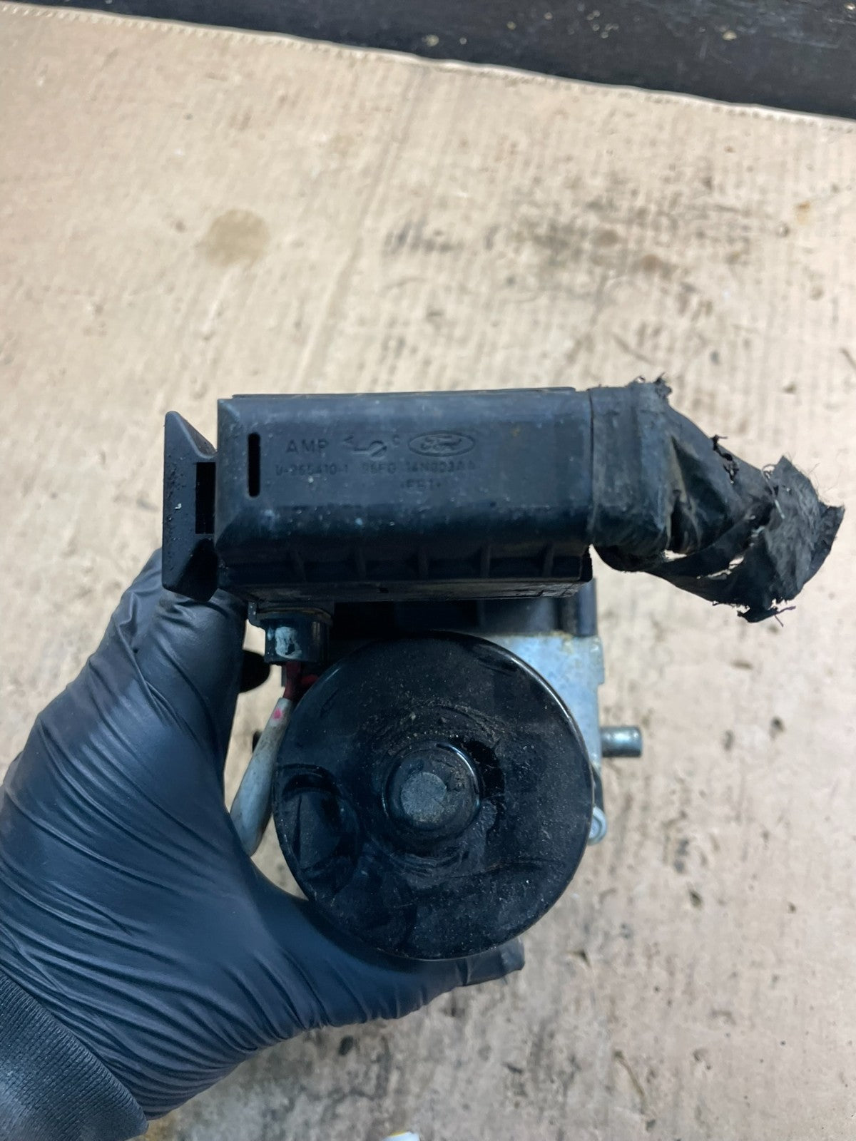 2006 2007 Ford E250 E350 Econoline Anti-Lock ABS Antilock Brake Pump T2890 DG5