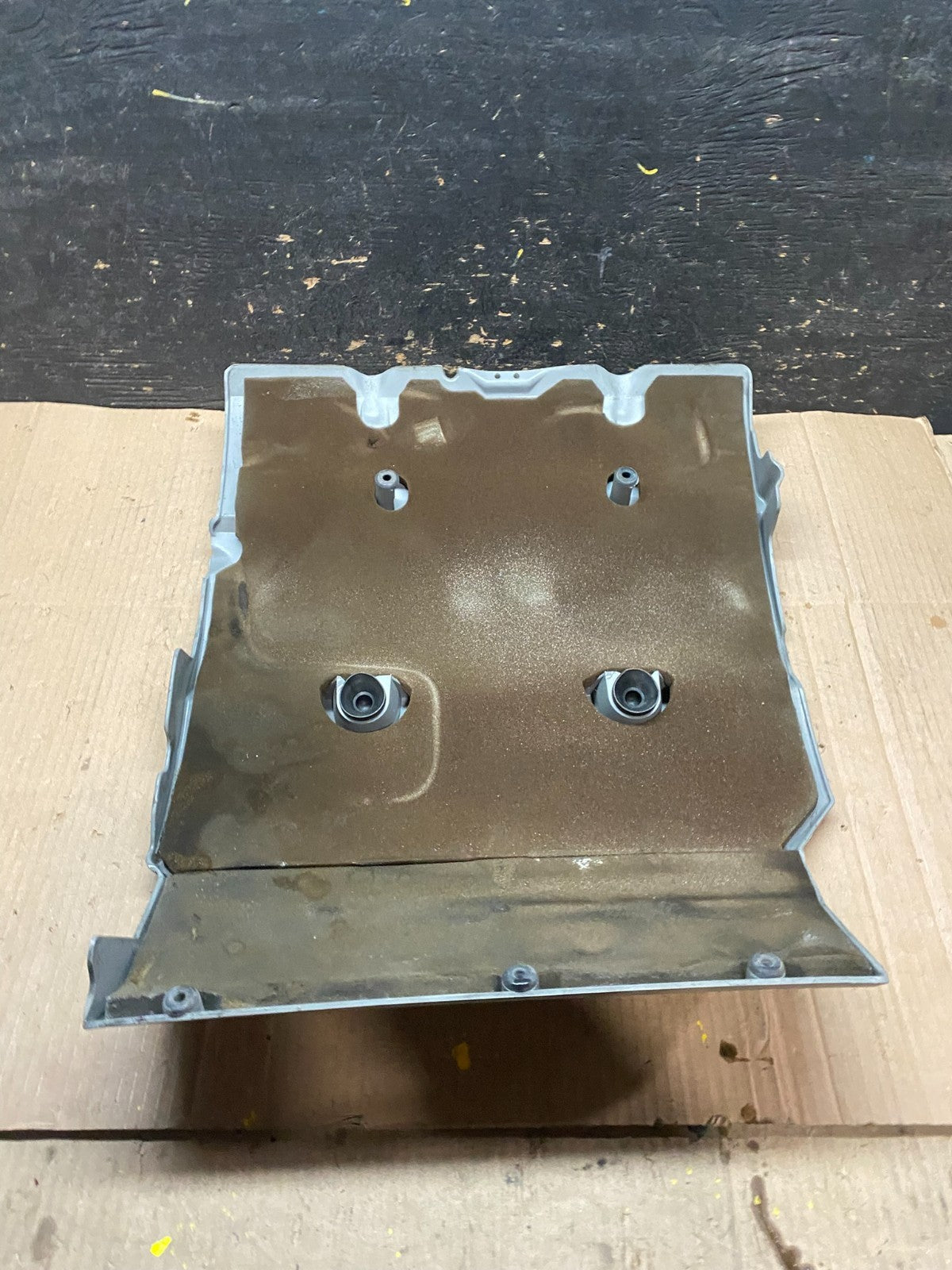 1997 to 2004 Cadillac Deville Seville Northstar Engine Motor Cover W4860 DG5