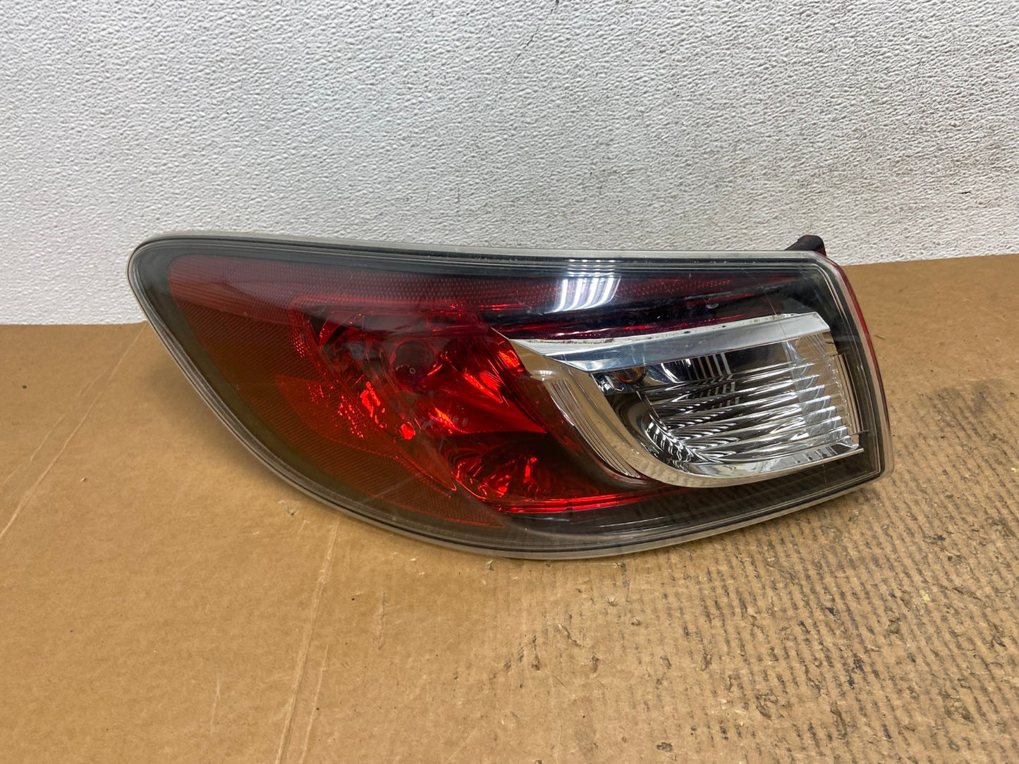 2010 2011 2012 2013 Mazda 3 Left Driver Lh Side Tail Light AE1598 LK0