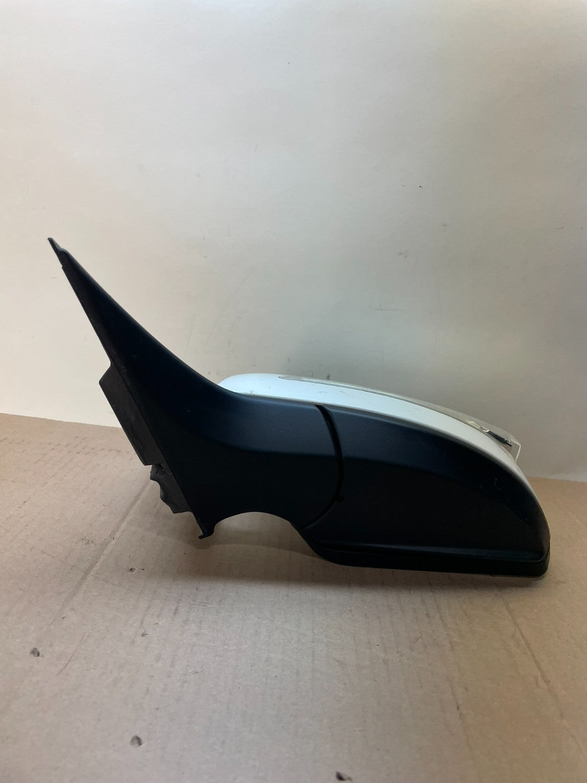 2008 to 2009 Mercedes C-Class Left LH Side View Door Mirror AJ0700 DG3