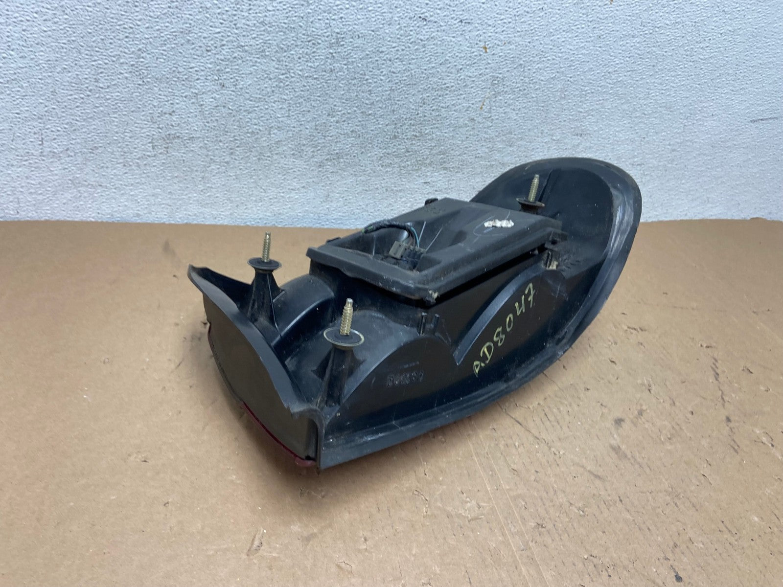 1997 to 2003 Chevrolet Malibu Left Driver LH Side Tail Light AD8047 LK5