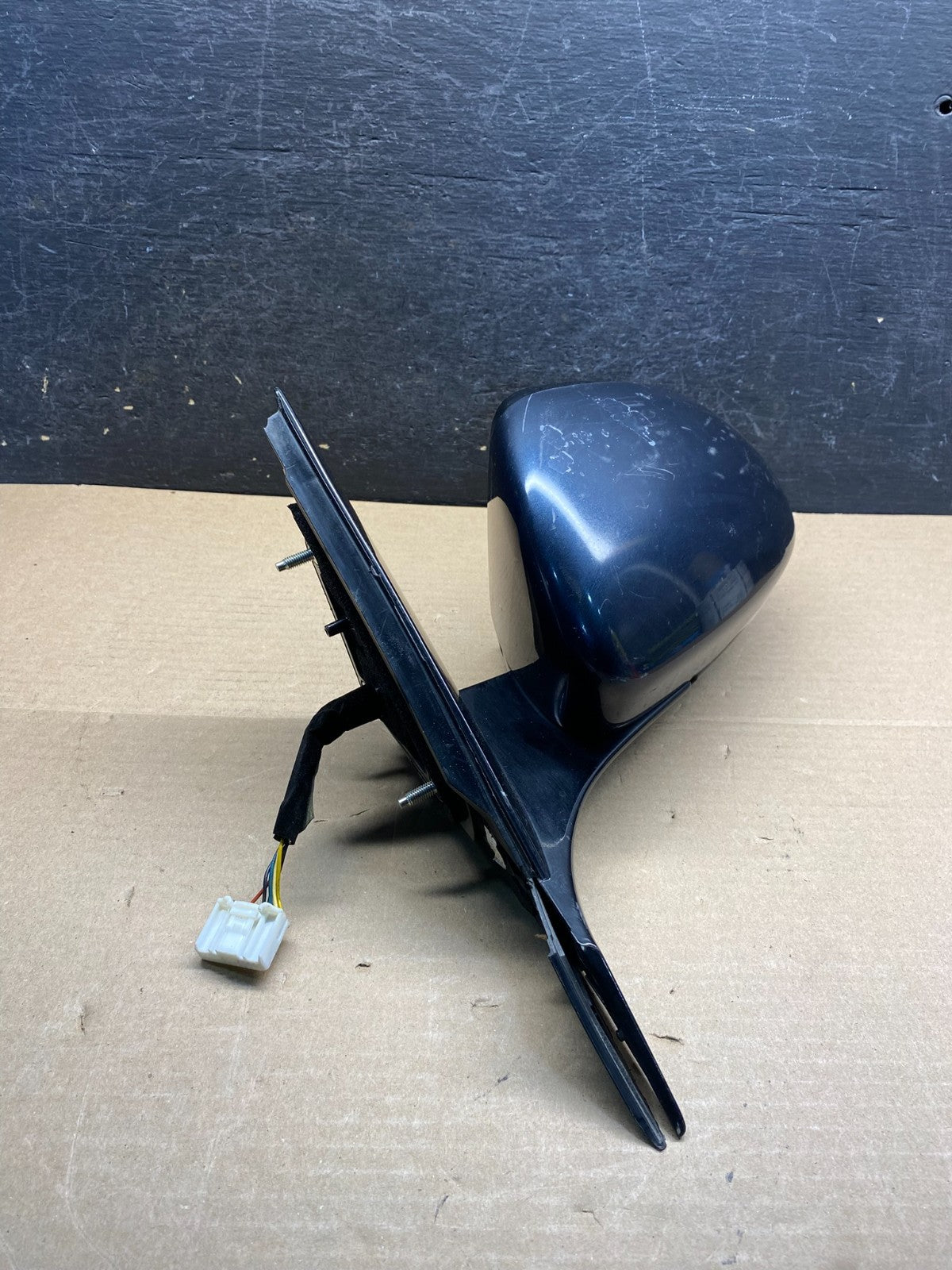 2017-2019 Kia Cadenza Left Driver Side View Door Mirror Turn Signal AH9750 DG1