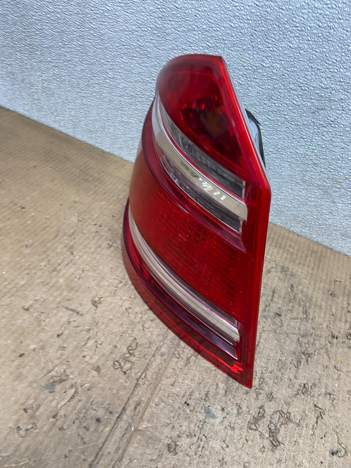 2007 to 2009 Mercedes GL-Class GL450 Left Driver LH Tail Light AA8599 LK1