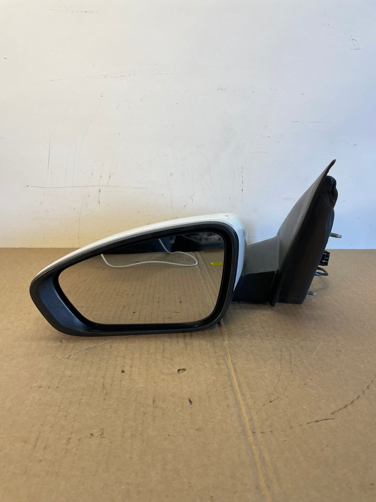 2015 2016 2017 Chrysler 200 Left Driver LH View Door Mirror AH6326 LK9