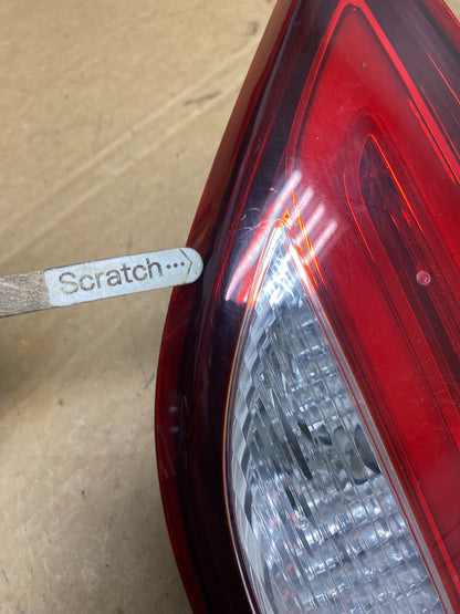 2015 to 2017 Chrysler 200 Sedan Right Passenger  Inner Tail Light Oem Q7518 DW5