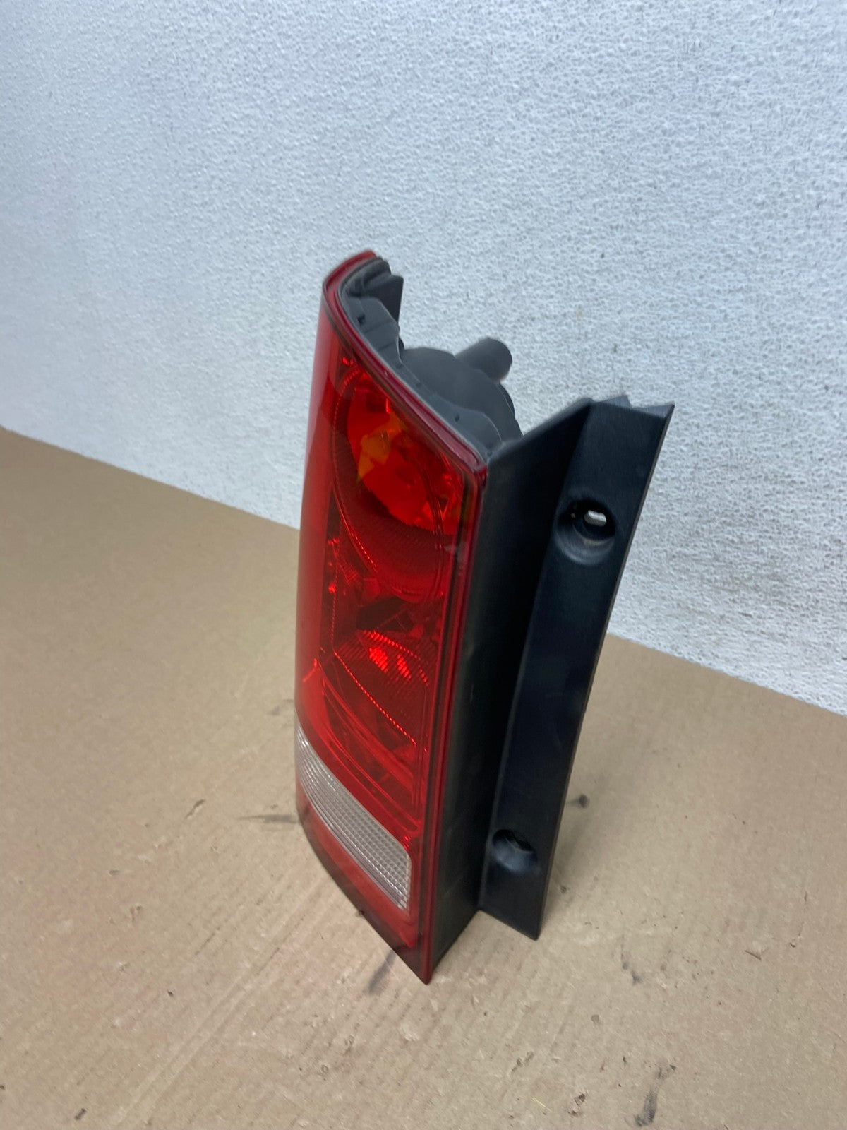 2009 to 2015 Honda Pilot Left Driver Lh Side Tail light AE6998 LK1