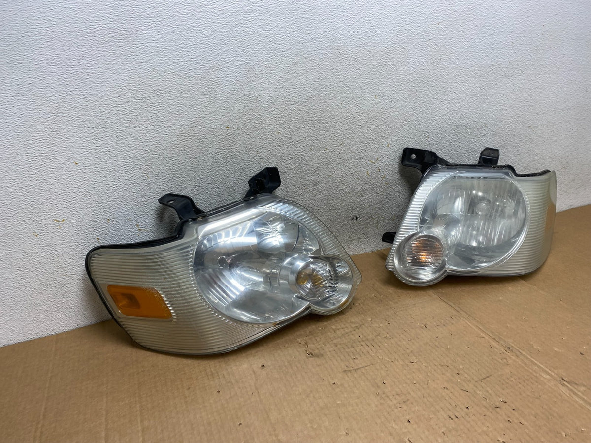 2006 2007 2008 2009 2010 Ford Explorer Left+Right Set Headlights AI4513 DW2