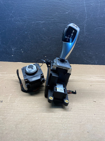 2007 to 2013 BMW X5 E70 Shift Shifter Selector Gear W/ Bezel AE4600 DG1