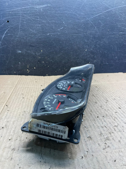 2005 Nissan Xterra Frontier Speedometer Cluster Gauge OEM S2362 DG1
