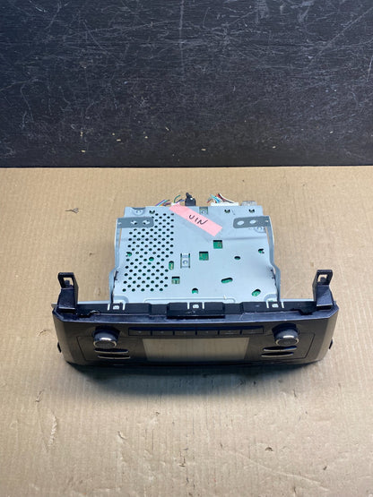 2017 to 2019 Nissan Rogue AM FM XM Radio CD Player Screen Receiver AG3965 DW4