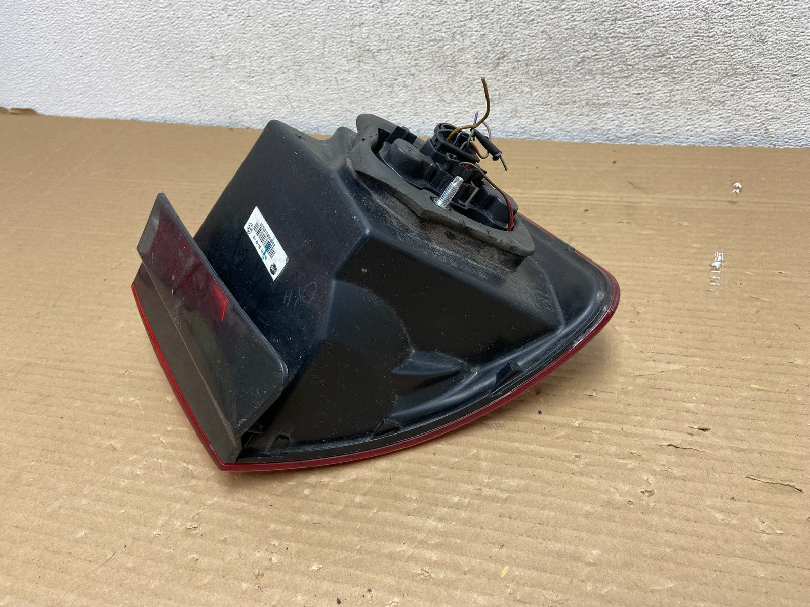 2008 2009 2010 Volkswagen Jetta Right Passenger RH Side Tail Light AG8951 DW4