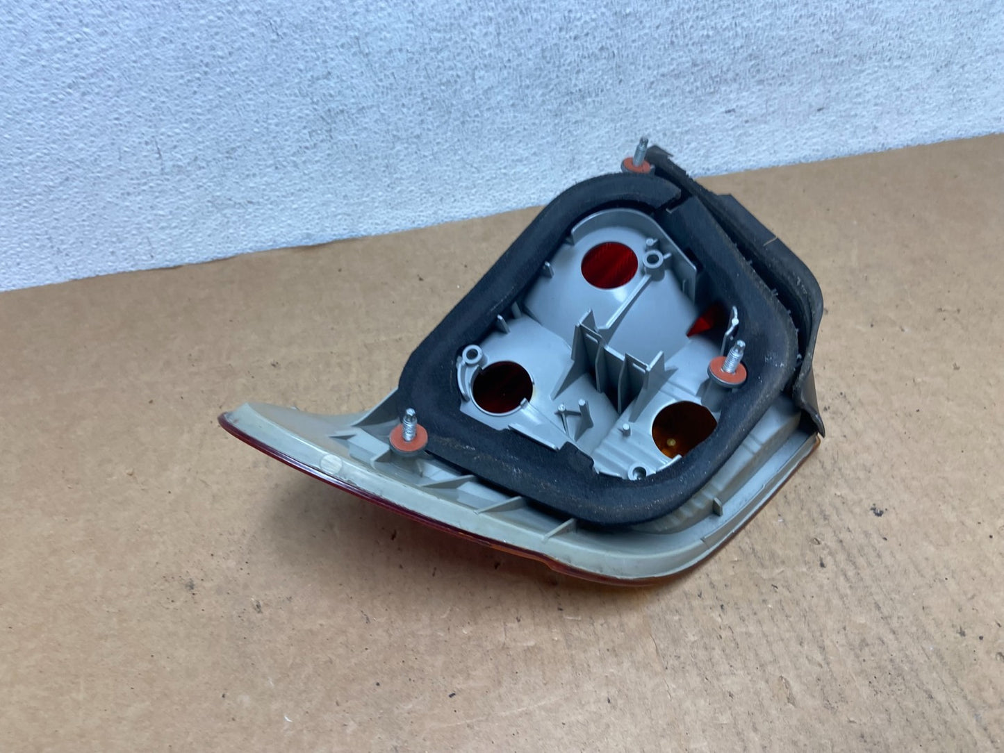 1999-2001 Bmw E46 325i 328i 330i Coupe Left Driver LH Tail Light AD4595 DW3