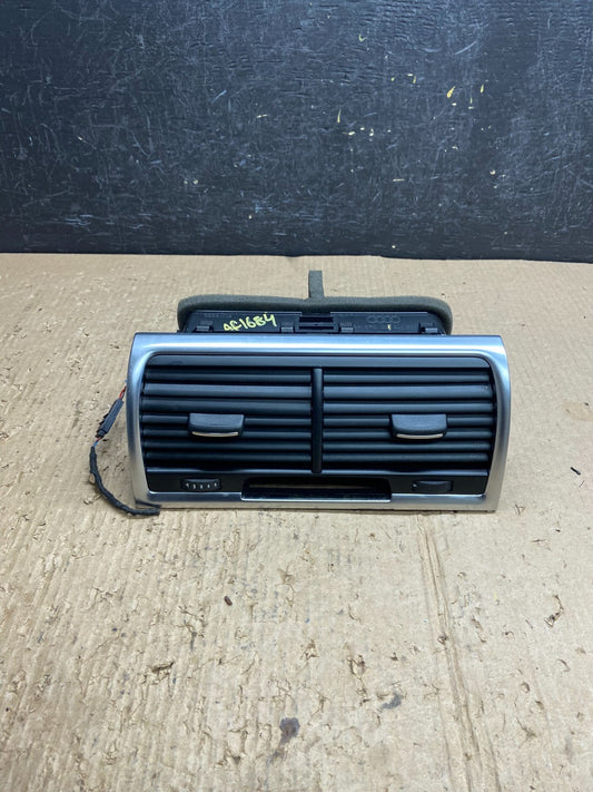 2007 to 2015 AudI Q7 Center Dashboard Air Vent af1684 DG0