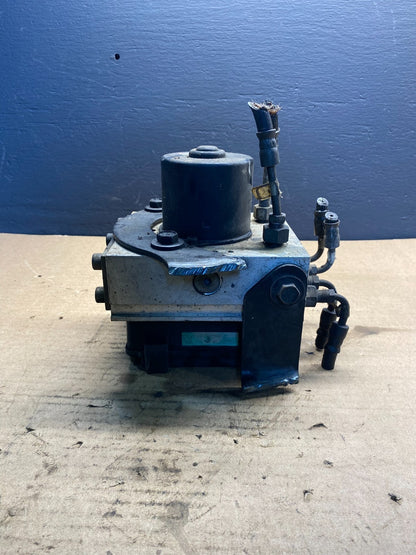 Wabco ABS Pump Hydraulic W/ Module P/N 4460470002 AB7221 DG5