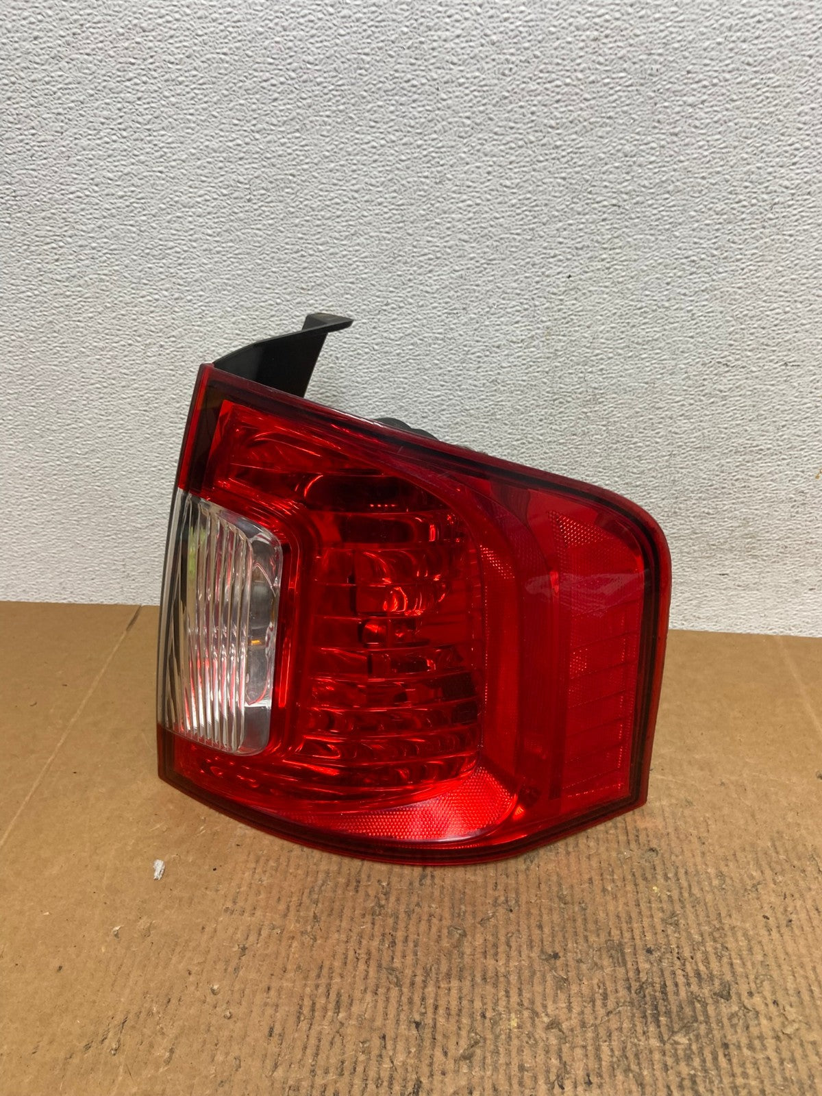 2011 2012 2013 2014 Ford Edge Right Passenger RH Side Tail light AE1490 LK0
