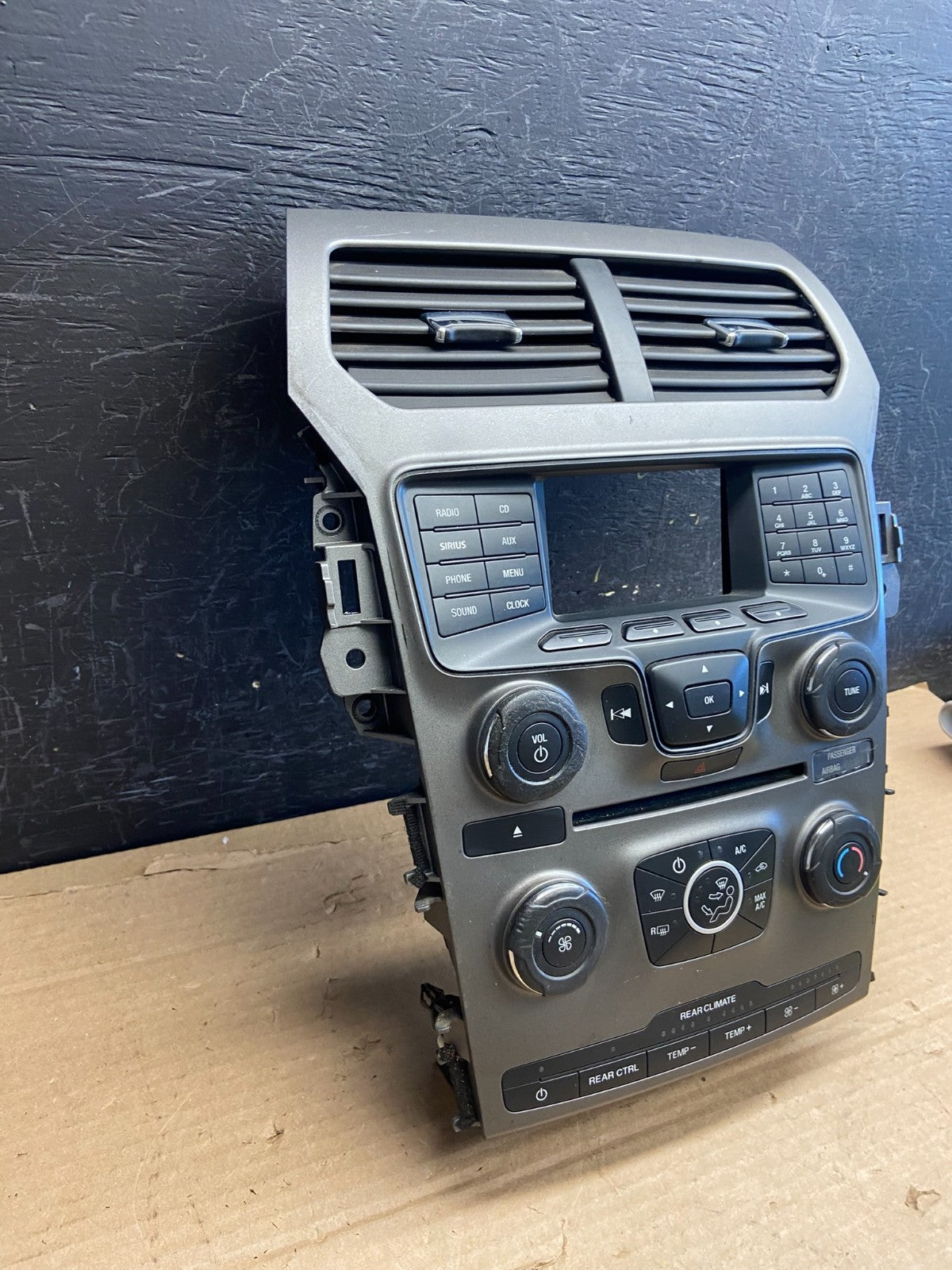 2014 2015 Ford Explorer Radio Climate Control Trim Bezel Panel af2583 DG4