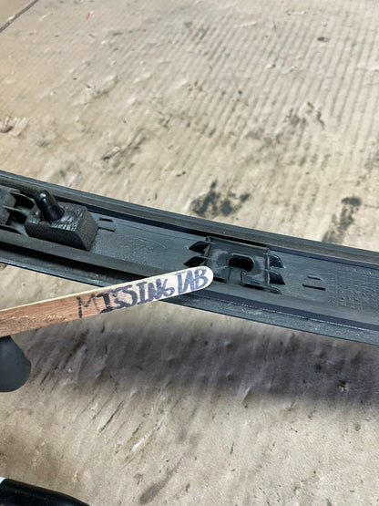 2016 - 2019 Ford Explorer Interceptor Rear Tailgate Molding With Camera M2917 DG9