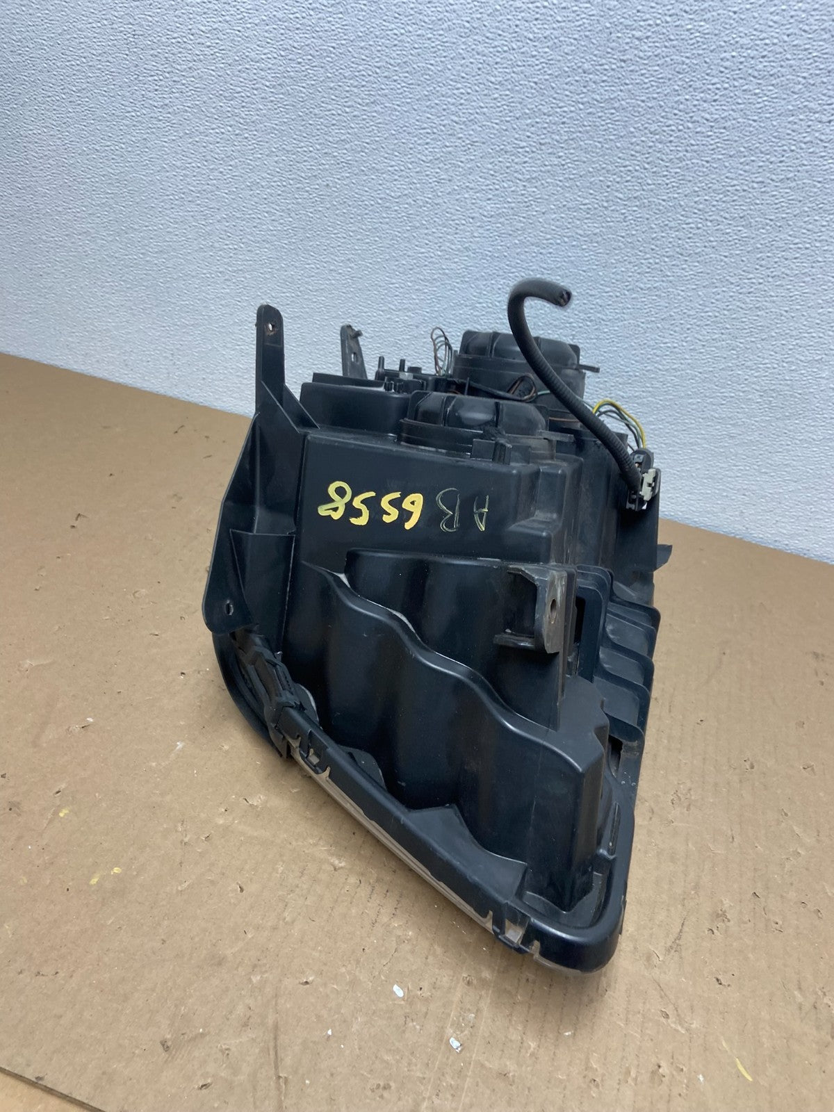 2010 to 2015 GMC Terrain Halogen Passenger Right Rh Side Headlight Oem AB6558 DW9
