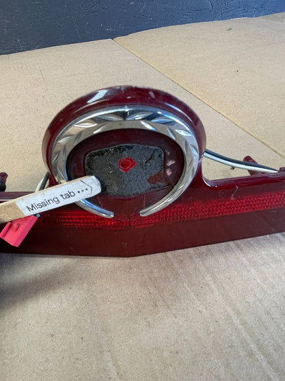 2005 2006 2007 Cadillac Sts Center Trunk Third Brake Led Tail Light Oe AC2075 DG4