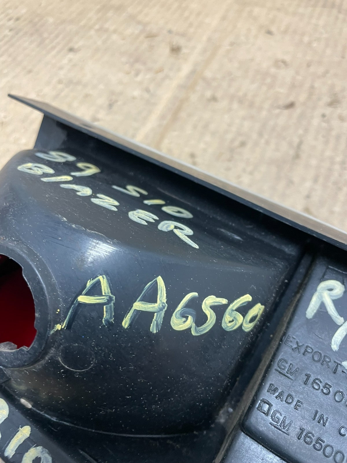 1985 to 1993 Chevrolet S10 S15 SONOMA Right Passenger Tail Light AA65606