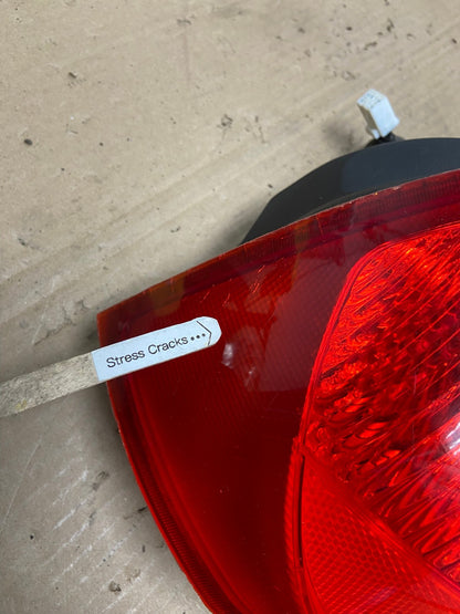 2001-2003 Sedan Hyundai Elantra Left Driver Lh Side Tail Light AE9328 LK4