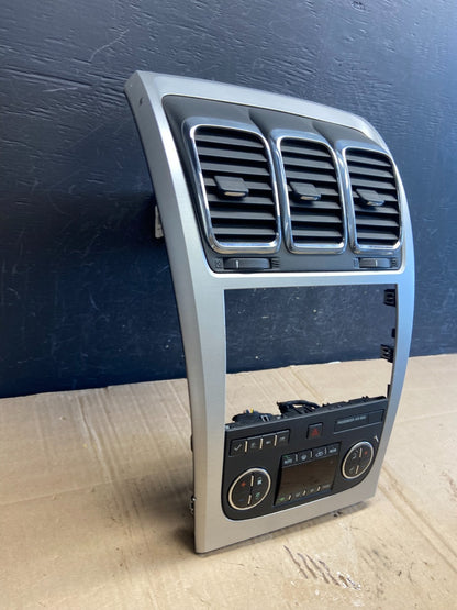 2007 - 2012 GMC Acadia A/C Heater Climate Control Radio Panel Bezel OE AD7208 DG2
